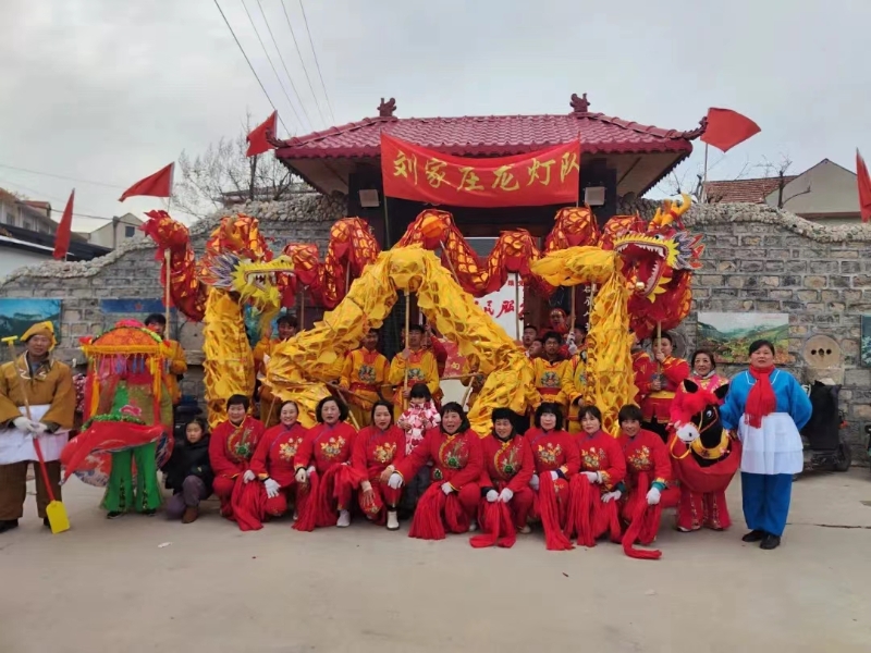 仲宫龙舞璀璨贺新年善款温暖幸福院